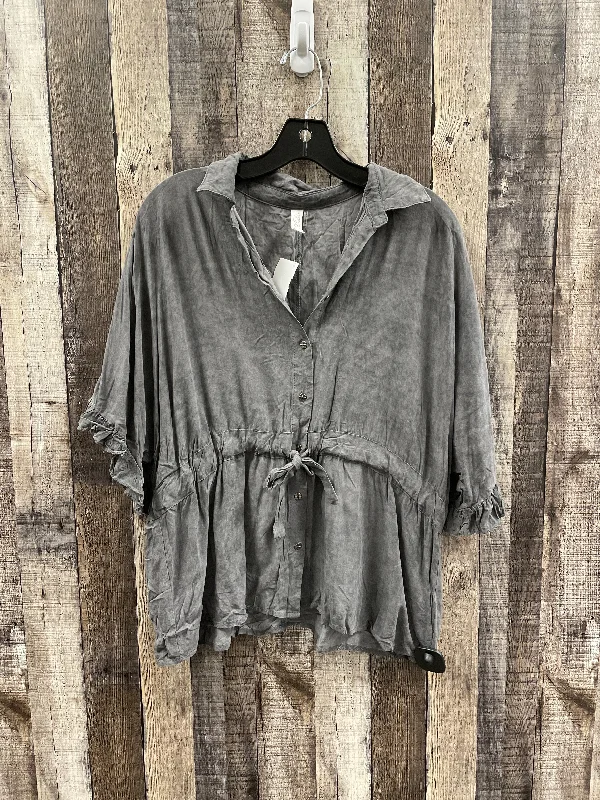 Soft Streetwear Top 3/4 Sleeve By Cme In Grey, Size: S
