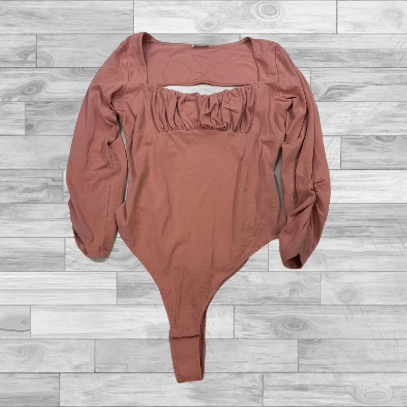 Athletic Gear Top Long Sleeve By Free People In Peach, Size: L