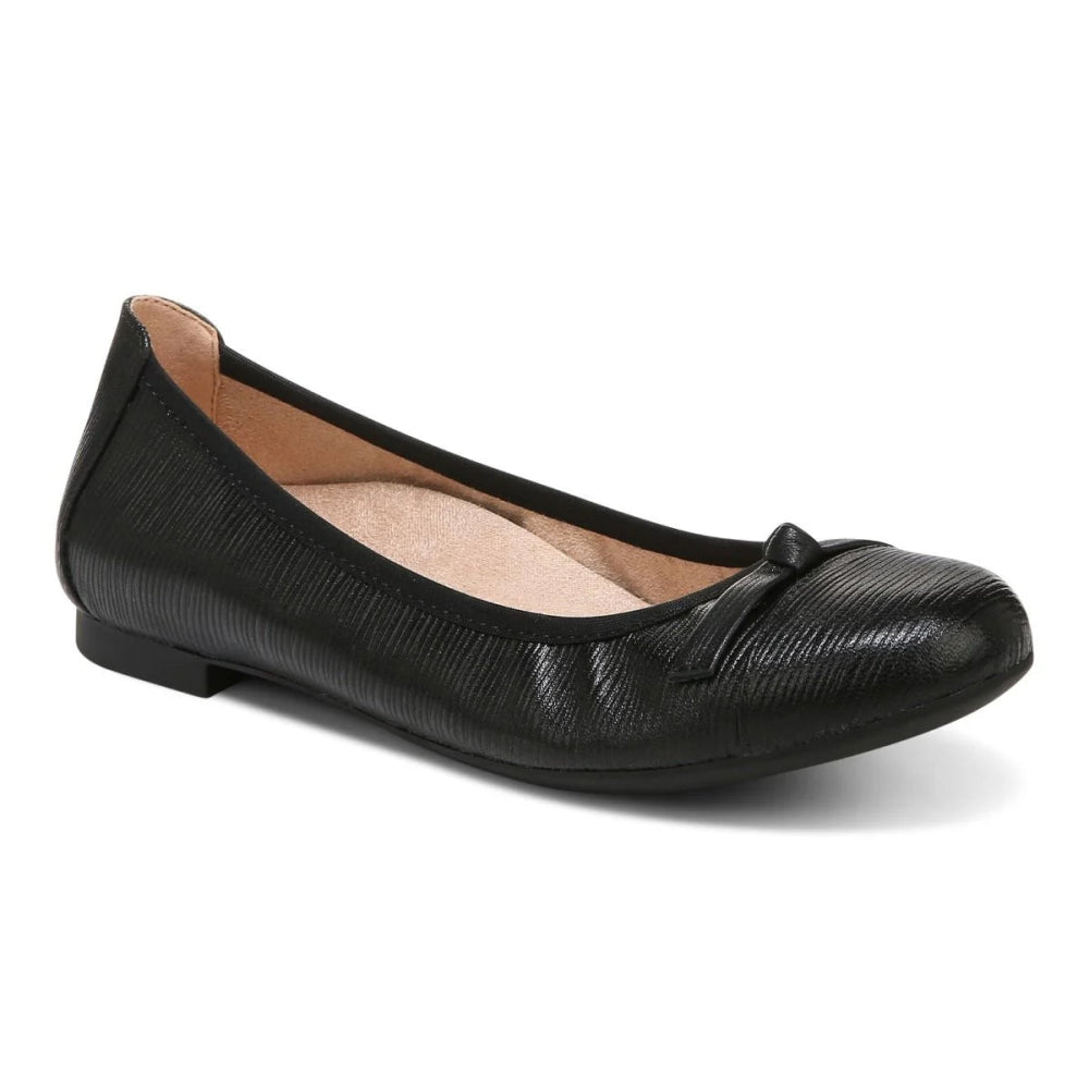 Streetwear Footwear Vionic Women's Amorie - Black Leather
