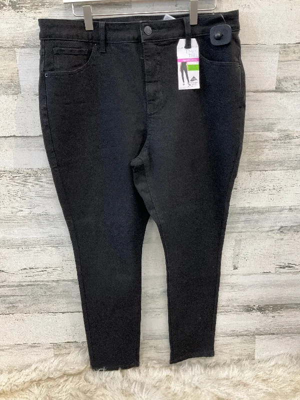 Urban Wear Jeans Boot Cut By Time And Tru In Black, Size: 18