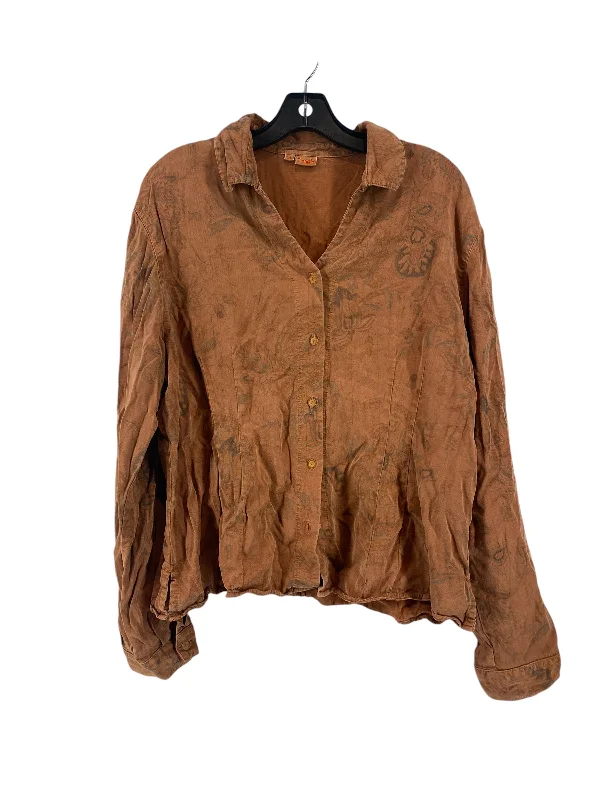 Comfortable Layers Top Long Sleeve By Tianello In Brown, Size: Xl