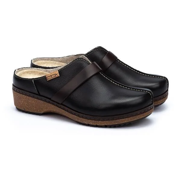 Stylish Comfort Shoes Pikolinos Granada W0W-3590C1 Clog Black (Women's)