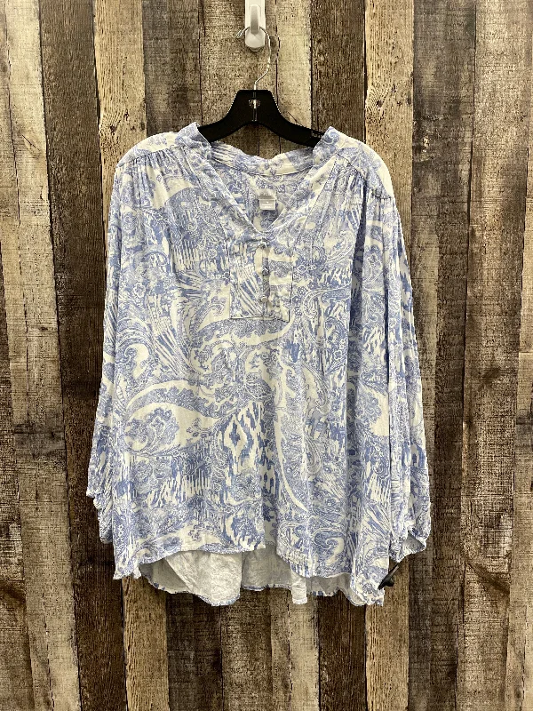 Flexible Outerwear Top Long Sleeve By Chicos In Blue & White, Size: Xxl