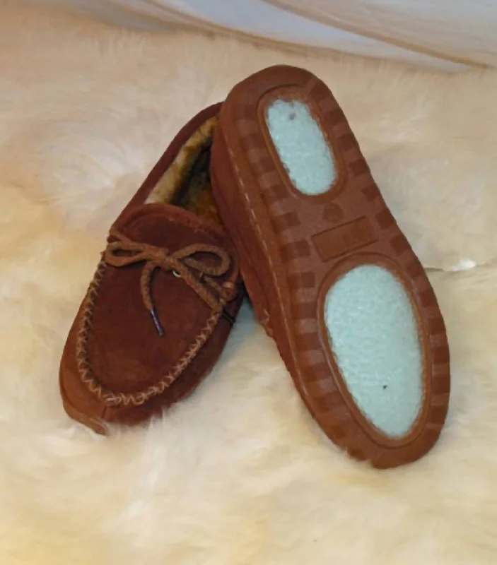 Cushion Comfort Shoes Deerfield Leathers Women's Raindance Naked Sheepskin Mocassin In Chestnut