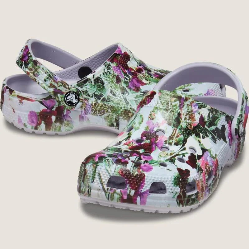Walking Sneakers Crocs Classic Photoreal Floral Clog