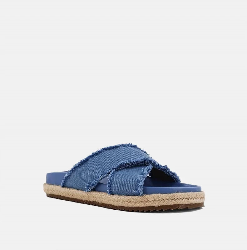 Trendy Sneakers Women's Courtney Slides In Navy