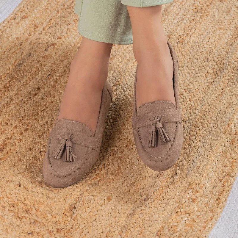 Ultra-Light Shoes Tresmode Jonum Beige Women's Dress Tassel Loafers