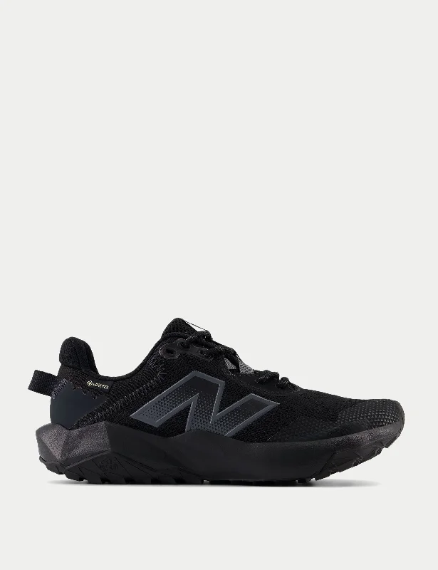 Chic Walking Shoes DynaSoft Nitrel v6 Gore-Tex Shoes - Black