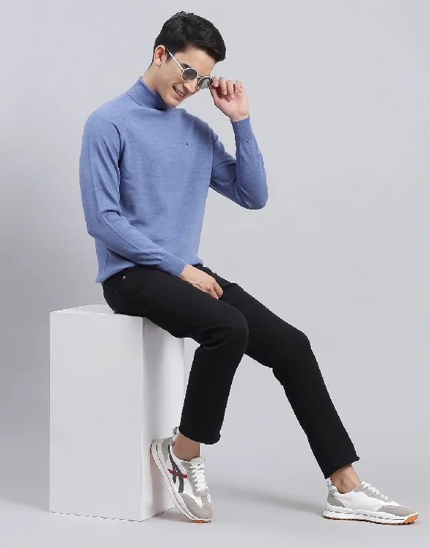 Sporty Essentials Men Blue Solid High Neck Full Sleeve Pullover