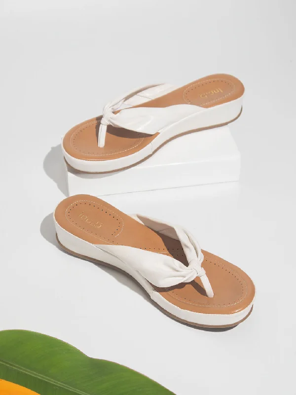 Elegant Footwear Women White Solid Comfort Sandals