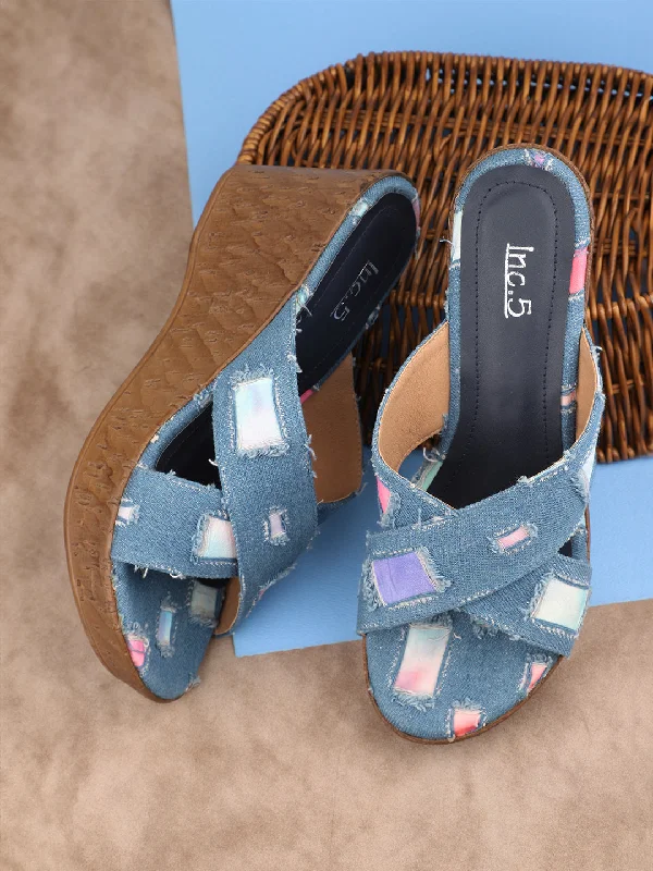 Sporty Comfort Shoes Women Blue Printed Round Toe Wedge Sandals