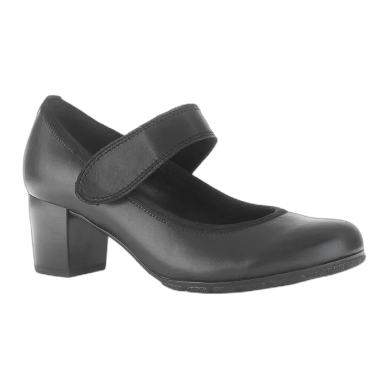 Wear-Resistant Sneakers 51.483.27