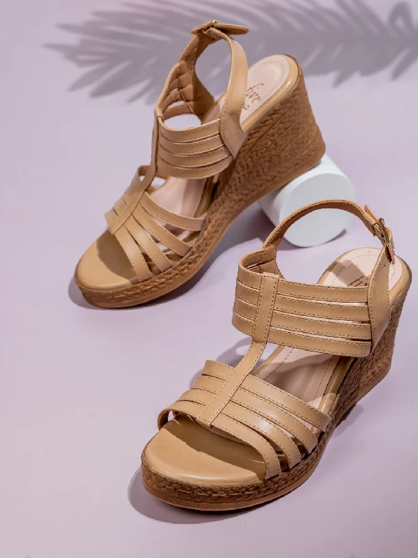 Cozy Slip-Ons Women Beige Strappy Wedge Heels With Buckle Details