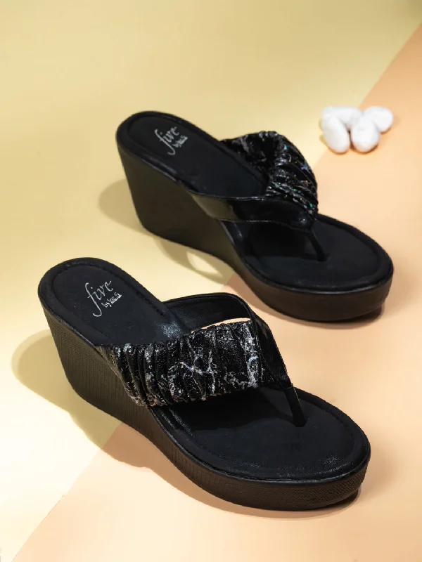 Chic Sneakers Women Black Textured Embellished Wedge Heels