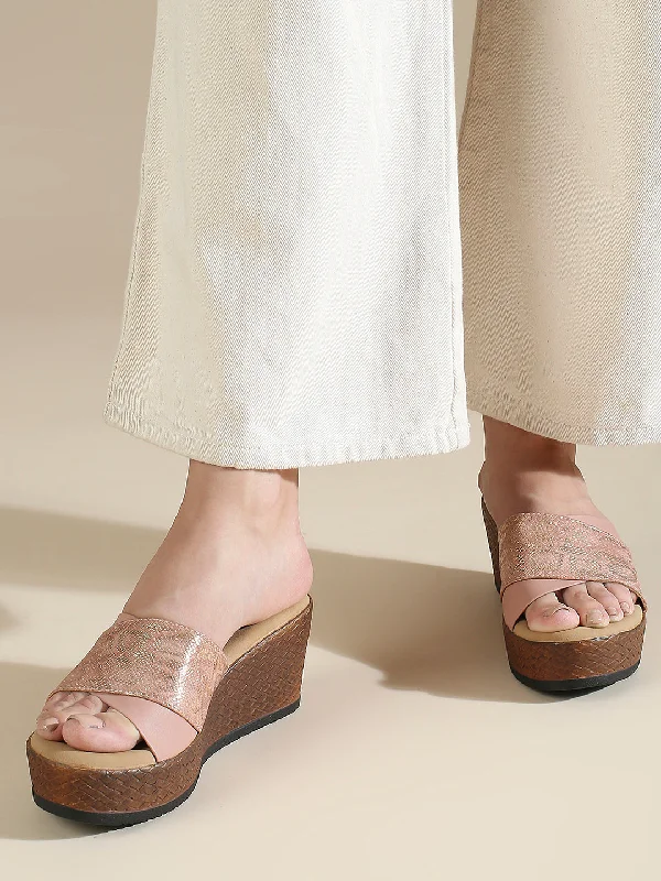 Sporty Sneakers Women Peach Coloured Textured Wedge Heels