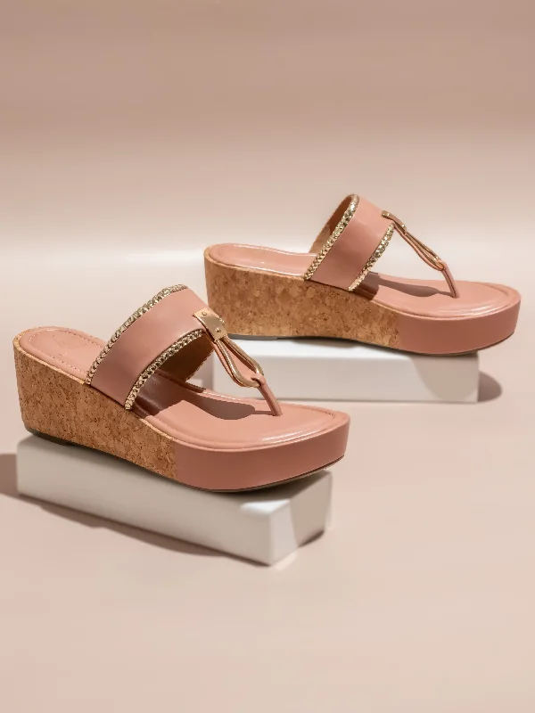 High-Performance Sneakers Women Peach Textured Cork Finish Wedge Heels