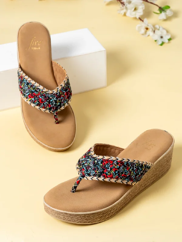 Ultra-Light Shoes Women Red Woven Design Wedge Sandals