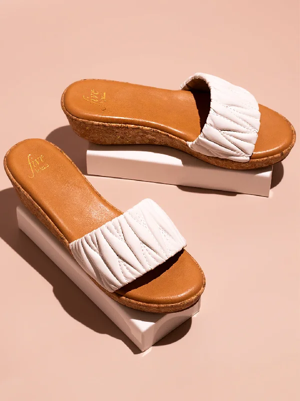 Stylish Outdoor Shoes Women White Textured Open Toe Cork Finish Wedge Heels