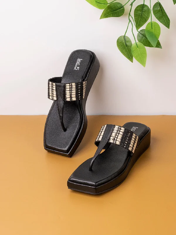 Classic Comfort Shoes Womens Black Printed T Strap Casual Wedge Heel Sandals