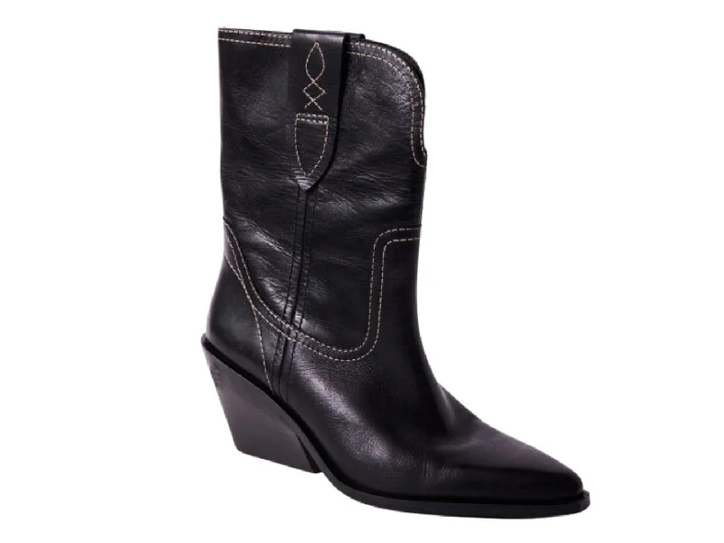 Non-Slip Shoes Free People: Pitchfork Point Western Boot in Victorian Black Leather
