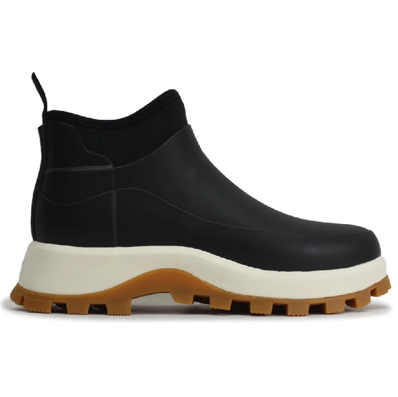 Black Shaded White Gum