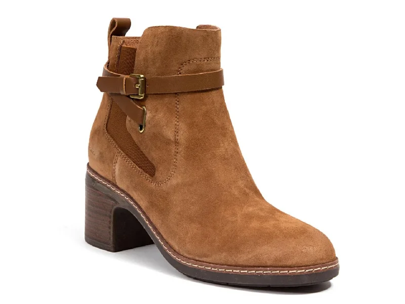 Ventilated Footwear Jambu: Viv Water Resistant in Dark Tan