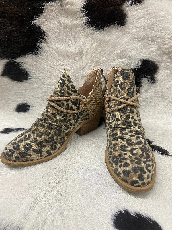 Stylish Outdoor Shoes Very G Women's Leopard Shortie Boot
